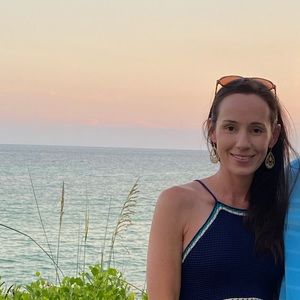 Meet your Posher, Abbie